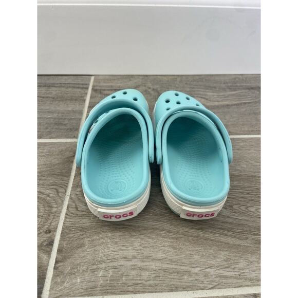 Classic Crocs Child Size 4 Blue And Pink Clog Sandal - Picture 2 of 5